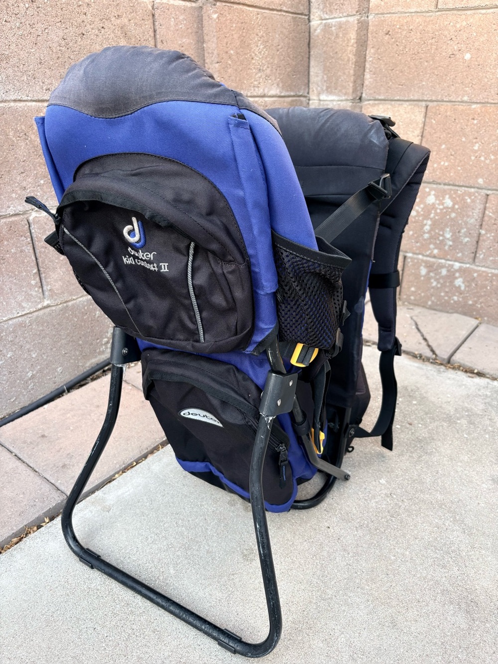 Deuter Kid Comfort II Child Carrier Hiking Backpack Framed Stand Blue Gray